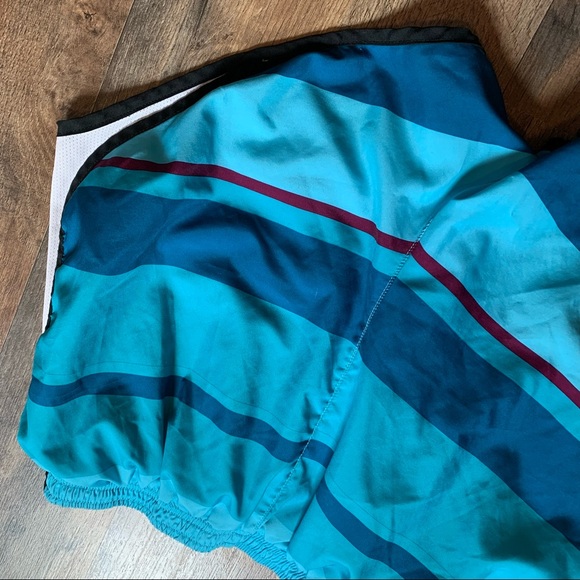 Dri-fit Nike workout / Athletic / running shorts - Picture 8 of 8